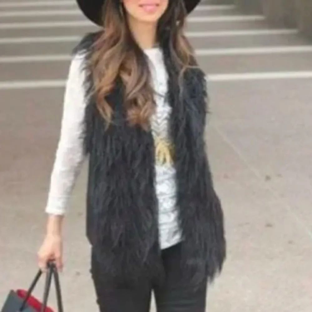 Cabi infinite Animal Faux Black Fur Open Bohemian Style Women's Vest Size M